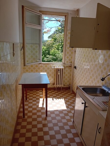 Drumul Taberei, Romancierilor,